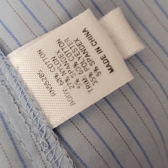 Blouse - Picture 8 of 8